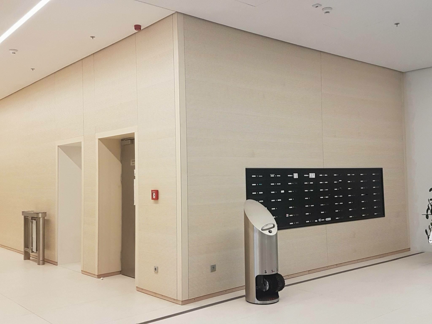 lift-és-postaláda