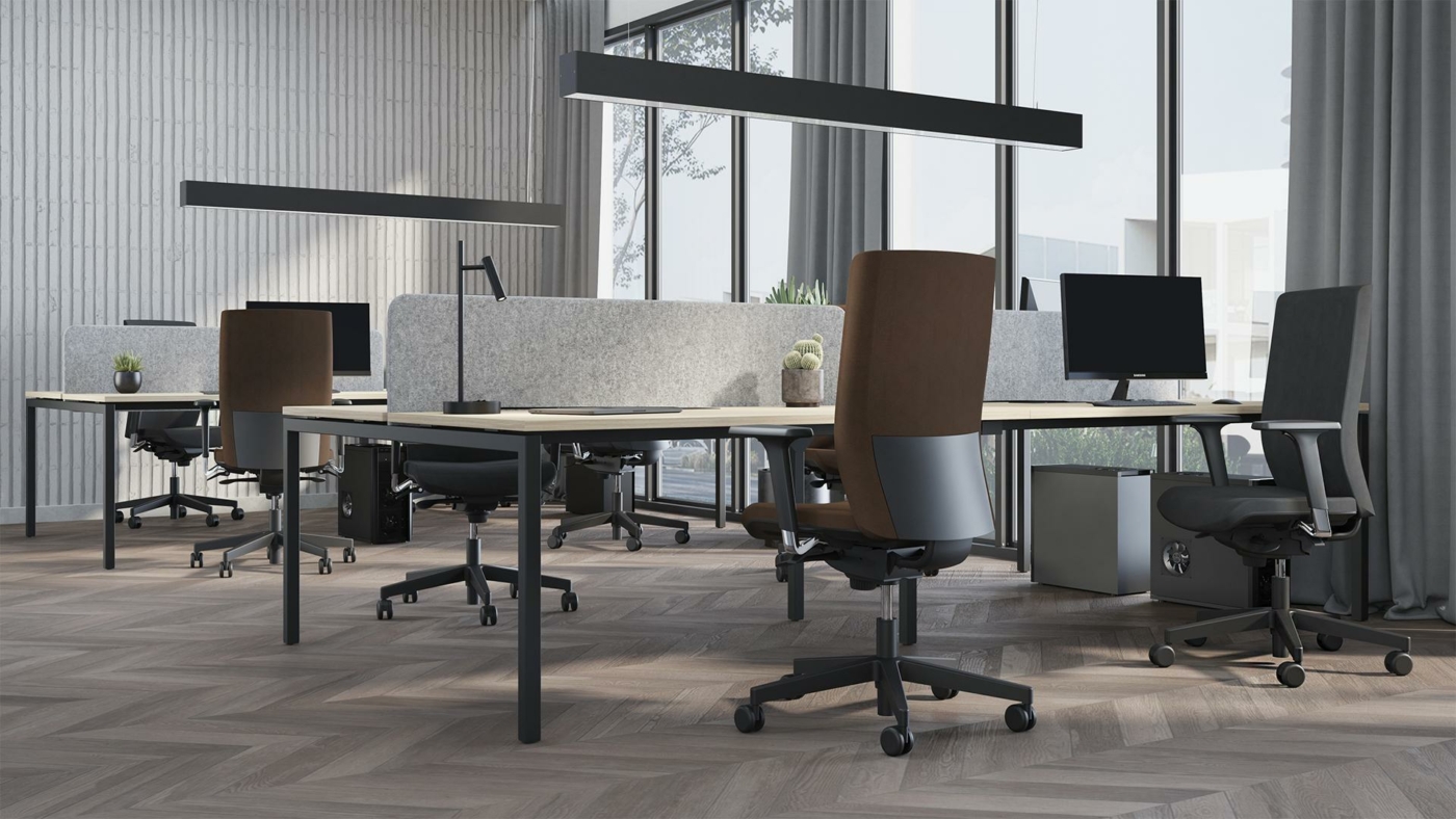 Task-chairs-AURA-desks-NOVA-U-screens-NOVA-SLIDE-3