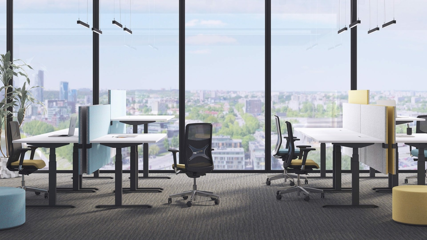 sit-stand-desks-ACTIVE-task-chairs-WIND-01-1920×1080